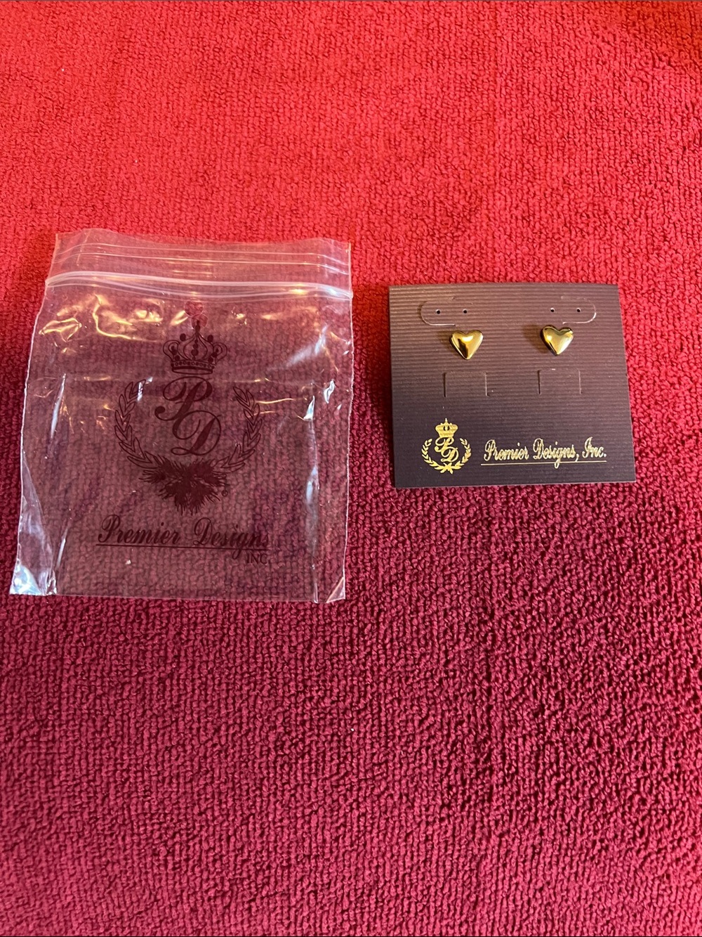 Premier Designs Gold Heart Stud Earrings - Shiny Gold Hearts New